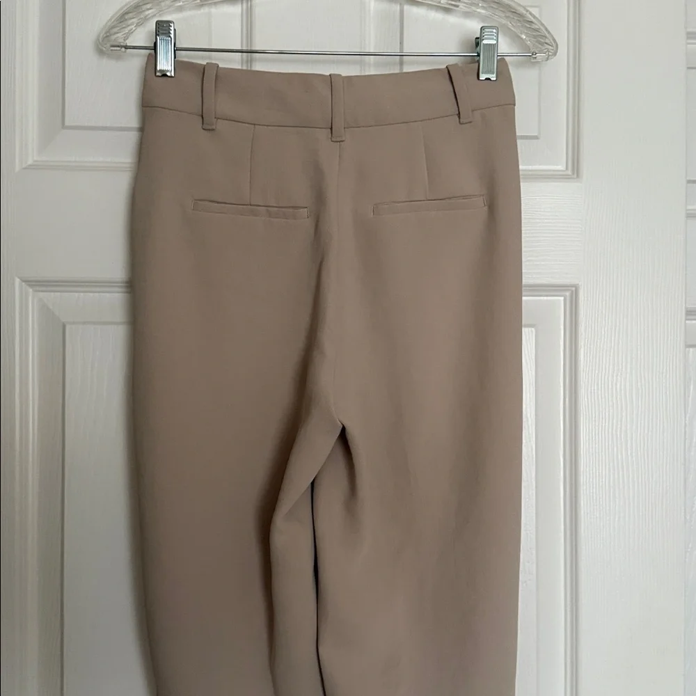 Aritzia Wilfred Marcona Beige Clover Carrot Pants 0 - Picture 4 of 7